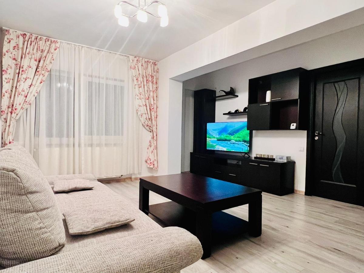 Altheda Living Topview 43 Apartment